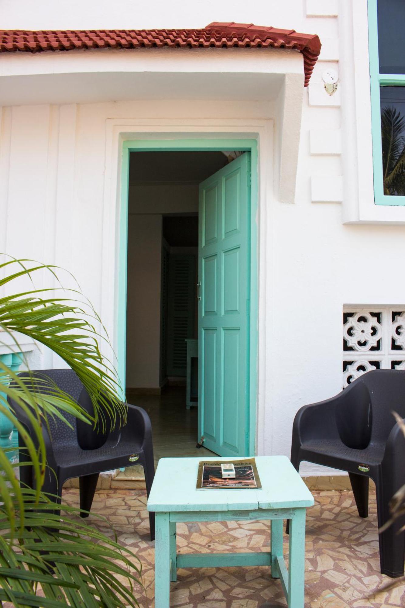 Turquoiise House Hotel Morjim Exterior foto